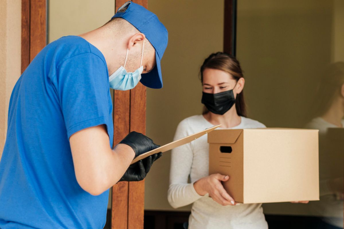 How to Start a Medical Courier Business a Complete Guide