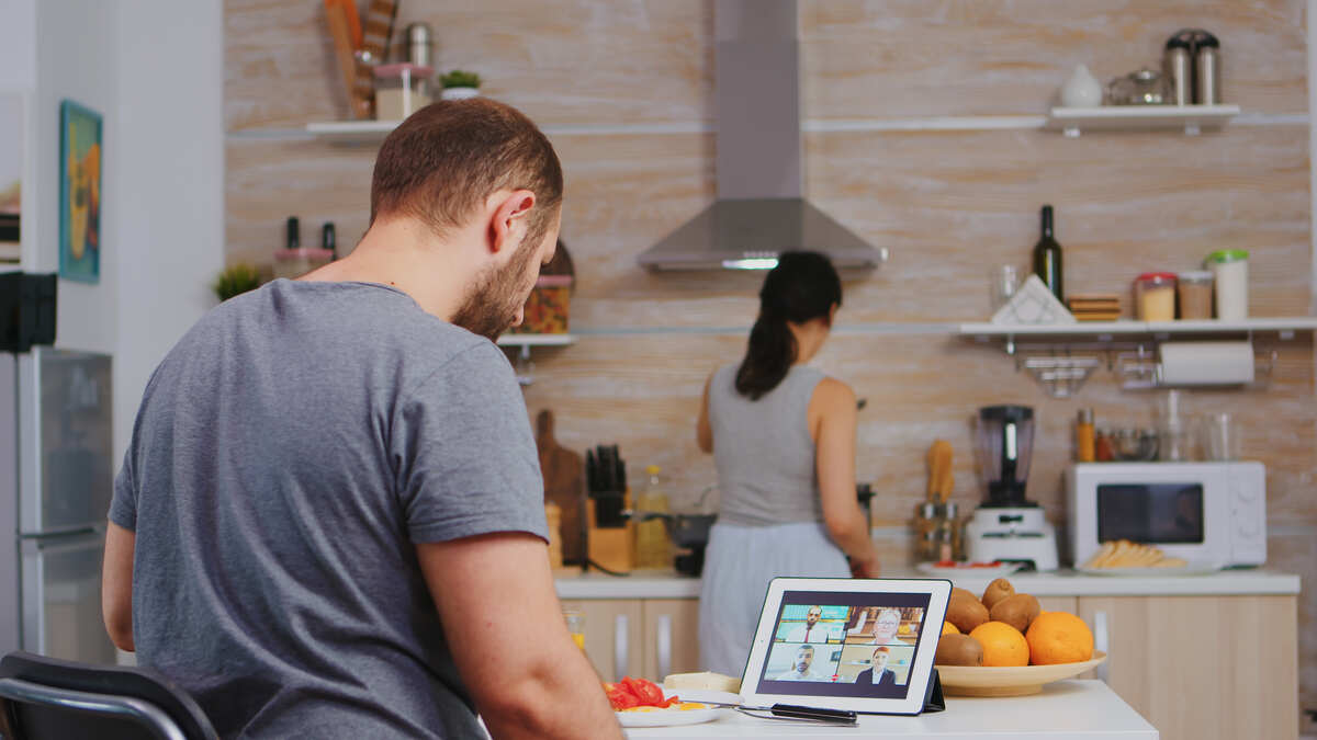 11 Sweet Things to Do in a Long Distance Relationship