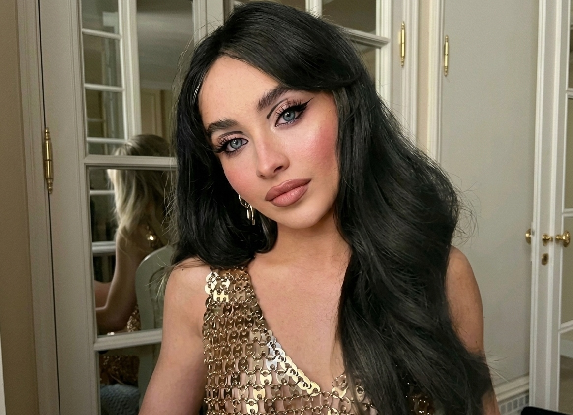 Sabrina Carpenter Black Hair